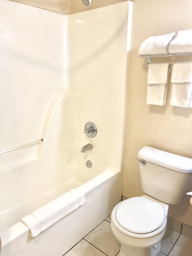 Classic Suites - Cleveland Esterno foto